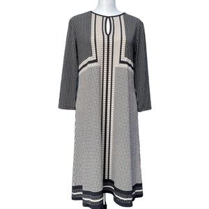 Max Studio Women's Shift Dress Size XS Black Cream Geometric 3/4 Sleeve Keyhole